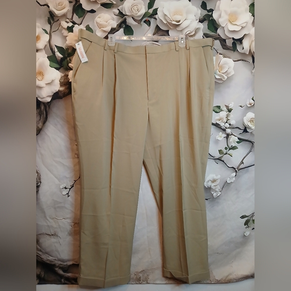 Classic Tan Pleated Trousers 50x30 Van Heusen